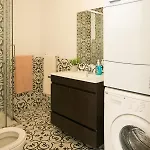 Bright And Spacious In Historic Neighborhood - Ttl269